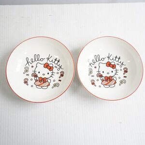 Sanrio Hello Kitty Ceramic Bowl Set 2pc Holiday Candy Cane 46oz Silver Buffalo